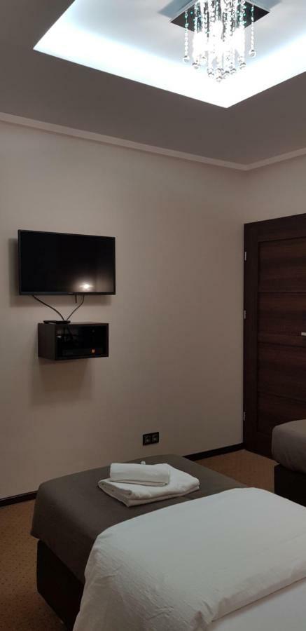 Apartament H&P Gold Apartamento Varsovia Exterior foto